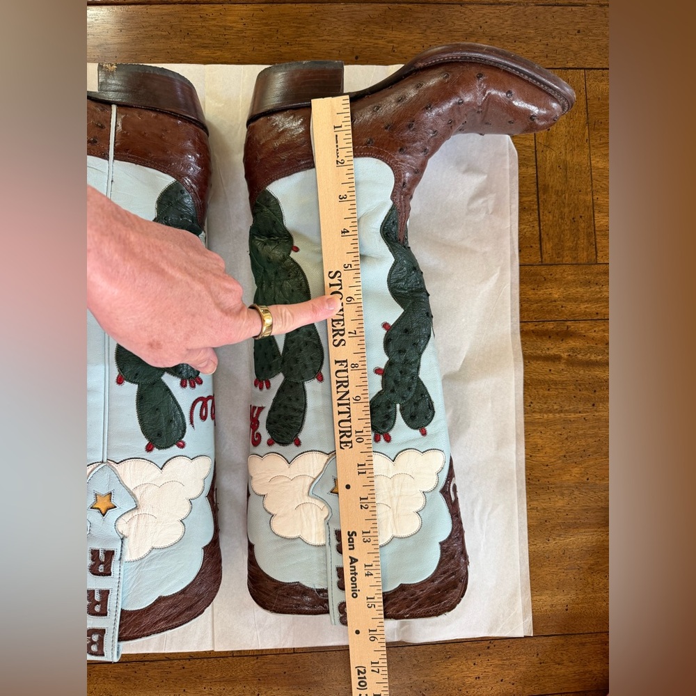 Custom Made Cowgirl Boots - Picture 8 of 11